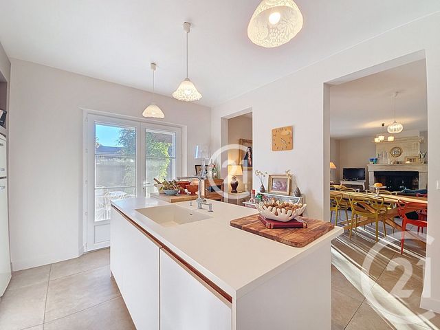 Maison à vendre - 5 pièces - 130 m2 - St Martin De Crau - 13 - PROVENCE-ALPES-COTE-D-AZUR