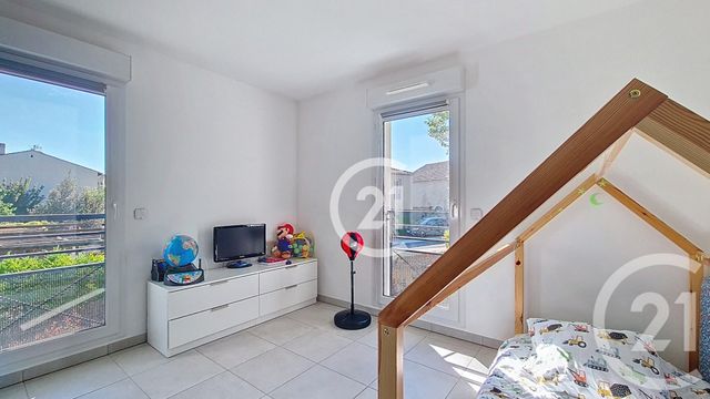 Maison &agrave; vendre - 4 pi&egrave;ces - 90 m2 - St Martin De Crau - 13 - PROVENCE-ALPES-COTE-D-AZUR