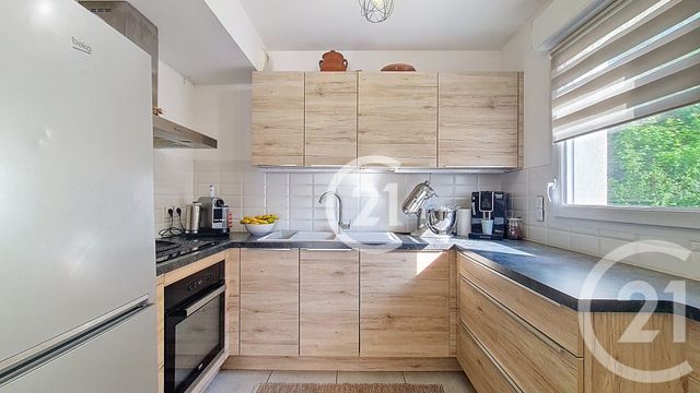 Maison &agrave; vendre - 4 pi&egrave;ces - 90 m2 - St Martin De Crau - 13 - PROVENCE-ALPES-COTE-D-AZUR