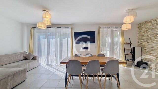 Maison &agrave; vendre - 4 pi&egrave;ces - 90 m2 - St Martin De Crau - 13 - PROVENCE-ALPES-COTE-D-AZUR