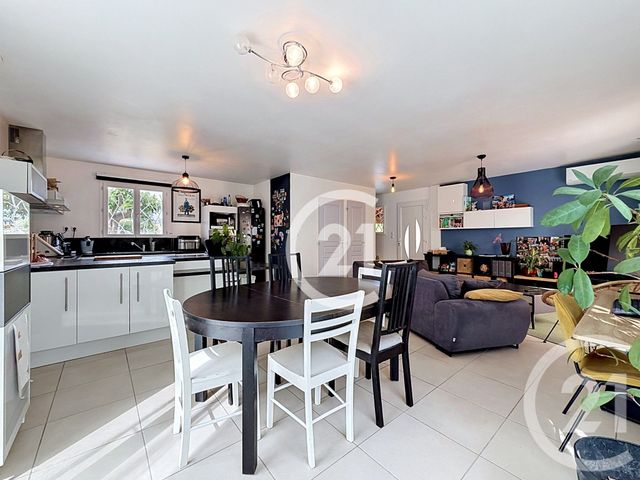 Maison &agrave; vendre - 4 pi&egrave;ces - 87,45 m2 - St Martin De Crau - 13 - PROVENCE-ALPES-COTE-D-AZUR