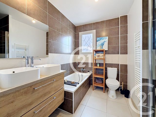 Maison &agrave; vendre - 4 pi&egrave;ces - 87,45 m2 - St Martin De Crau - 13 - PROVENCE-ALPES-COTE-D-AZUR
