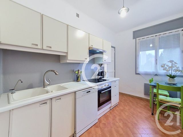 Appartement T3 &agrave; vendre - 3 pi&egrave;ces - 70,59 m2 - Arles - 13 - PROVENCE-ALPES-COTE-D-AZUR