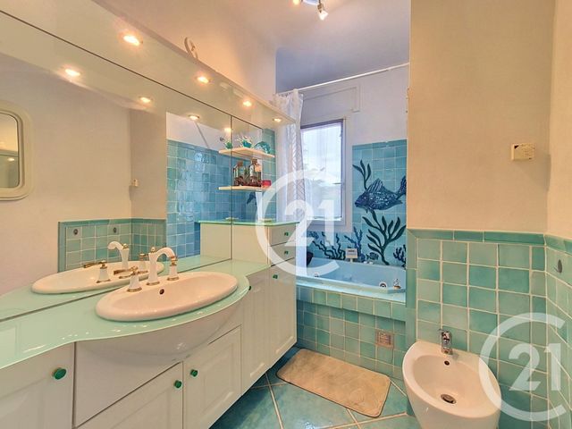 Appartement T3 &agrave; vendre - 3 pi&egrave;ces - 70,59 m2 - Arles - 13 - PROVENCE-ALPES-COTE-D-AZUR
