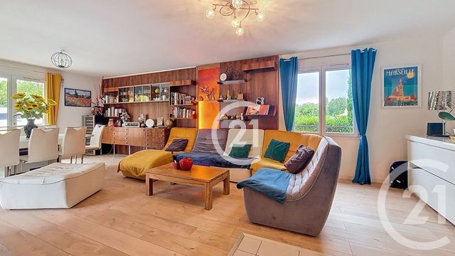 Maison &agrave; vendre - 4 pi&egrave;ces - 120,30 m2 - St Martin De Crau - 13 - PROVENCE-ALPES-COTE-D-AZUR