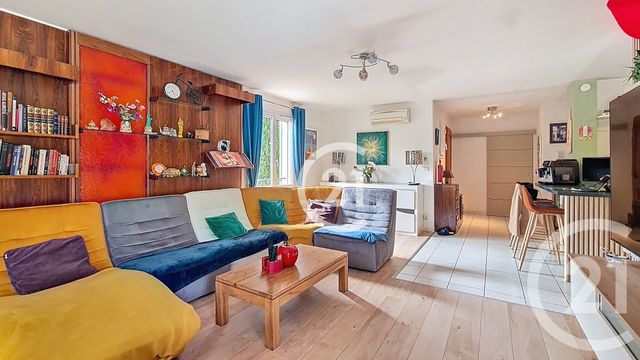 Maison &agrave; vendre - 4 pi&egrave;ces - 120,30 m2 - St Martin De Crau - 13 - PROVENCE-ALPES-COTE-D-AZUR