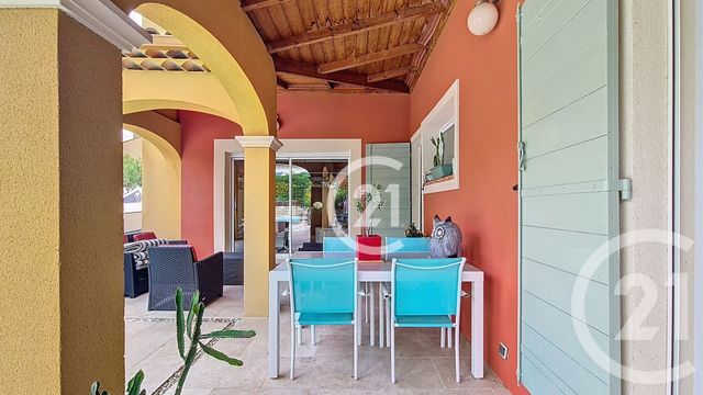 Maison &agrave; vendre - 4 pi&egrave;ces - 120,30 m2 - St Martin De Crau - 13 - PROVENCE-ALPES-COTE-D-AZUR