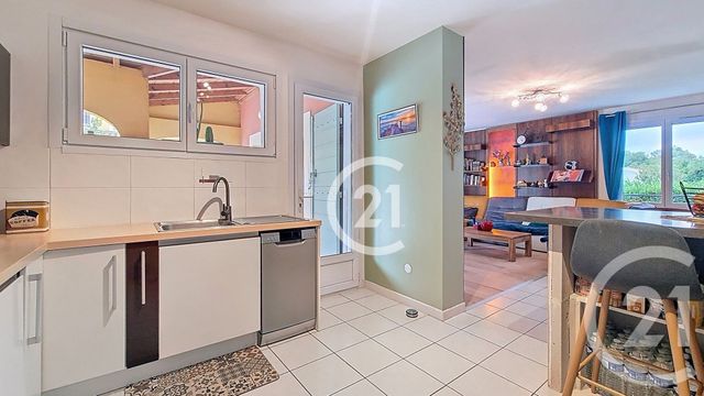 Maison &agrave; vendre - 4 pi&egrave;ces - 120,30 m2 - St Martin De Crau - 13 - PROVENCE-ALPES-COTE-D-AZUR