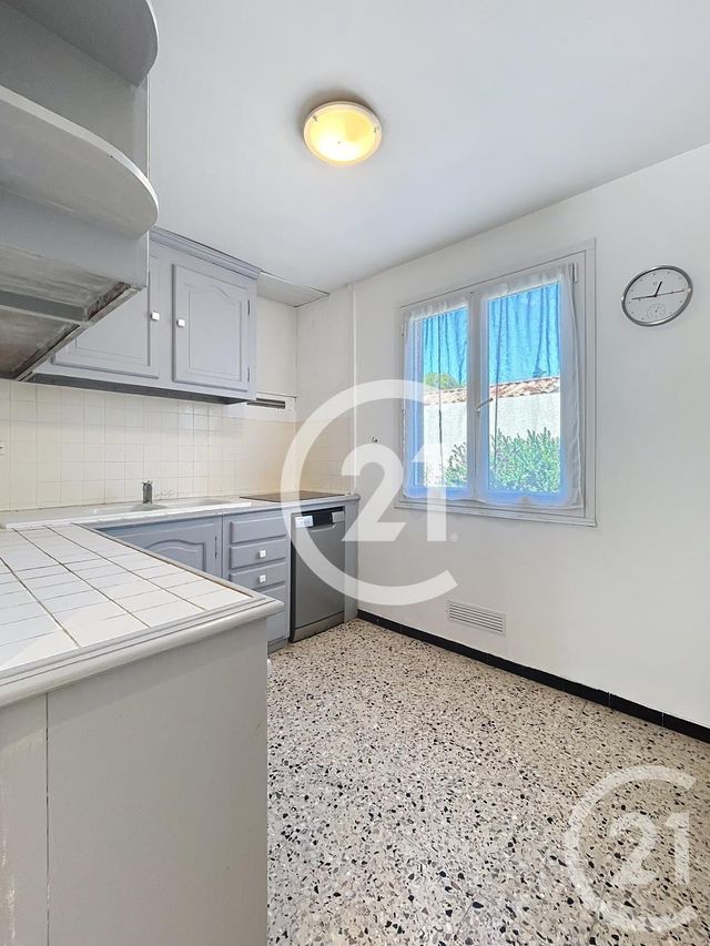 Maison &agrave; vendre - 5 pi&egrave;ces - 124,47 m2 - St Etienne Du Gres - 13 - PROVENCE-ALPES-COTE-D-AZUR