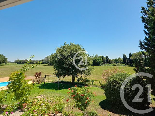 Maison à vendre - 9 pièces - 225,80 m2 - St Martin De Crau - 13 - PROVENCE-ALPES-COTE-D-AZUR