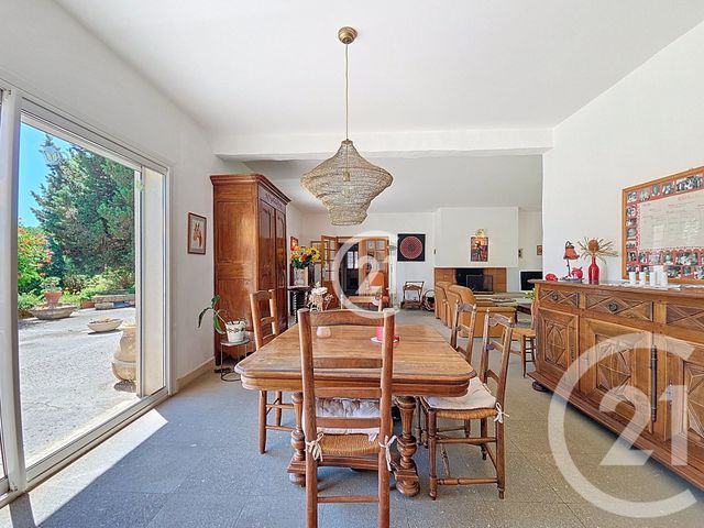 Maison à vendre - 9 pièces - 225,80 m2 - St Martin De Crau - 13 - PROVENCE-ALPES-COTE-D-AZUR