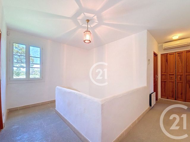 Maison à vendre - 9 pièces - 225,80 m2 - St Martin De Crau - 13 - PROVENCE-ALPES-COTE-D-AZUR