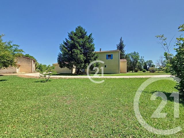 Maison à vendre - 9 pièces - 225,80 m2 - St Martin De Crau - 13 - PROVENCE-ALPES-COTE-D-AZUR