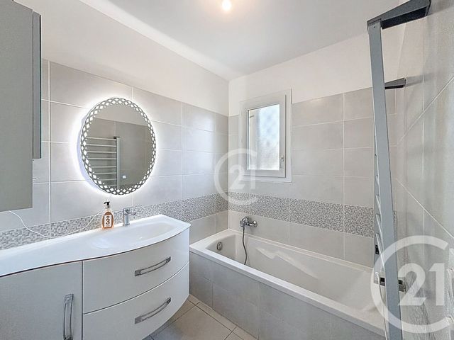 Maison &agrave; vendre - 4 pi&egrave;ces - 78,98 m2 - Arles - 13 - PROVENCE-ALPES-COTE-D-AZUR