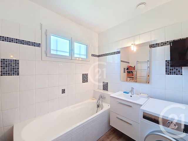 Maison à vendre - 4 pièces - 109,37 m2 - St Martin De Crau - 13 - PROVENCE-ALPES-COTE-D-AZUR