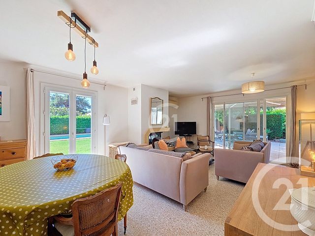 Maison à vendre - 4 pièces - 109,37 m2 - St Martin De Crau - 13 - PROVENCE-ALPES-COTE-D-AZUR