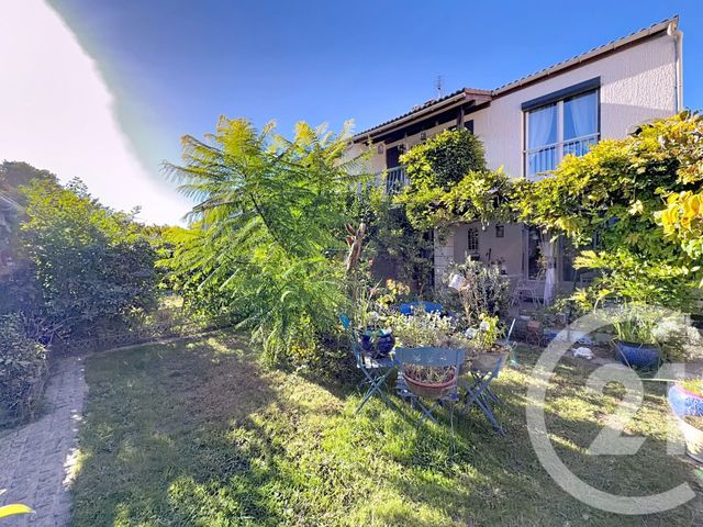 Prix immobilier ST MARTIN DE CRAU - Photo d’une maison vendue