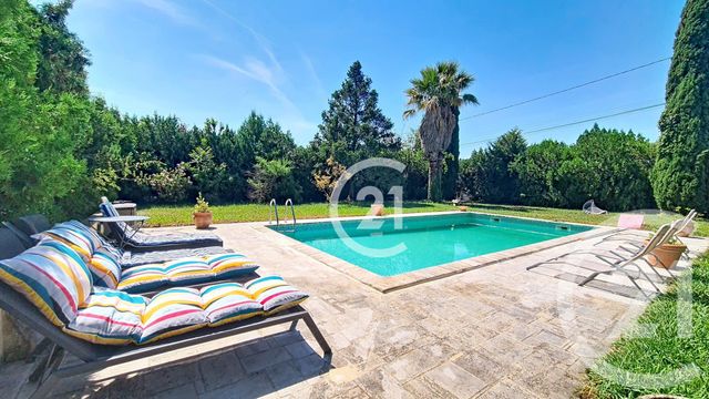 Maison &agrave; vendre - 8 pi&egrave;ces - 205,40 m2 - St Martin De Crau - 13 - PROVENCE-ALPES-COTE-D-AZUR