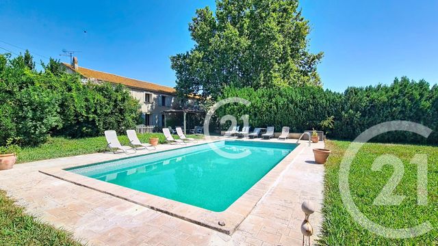 Maison &agrave; vendre - 8 pi&egrave;ces - 205,40 m2 - St Martin De Crau - 13 - PROVENCE-ALPES-COTE-D-AZUR