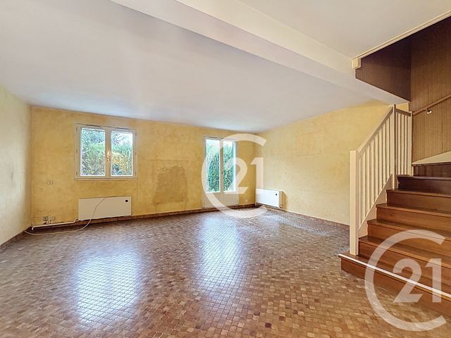 Maison à vendre - 4 pièces - 118,93 m2 - St Martin De Crau - 13 - PROVENCE-ALPES-COTE-D-AZUR