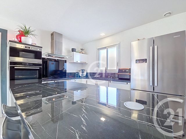 Maison à vendre - 4 pièces - 76,80 m2 - Raphele Les Arles - 13 - PROVENCE-ALPES-COTE-D-AZUR