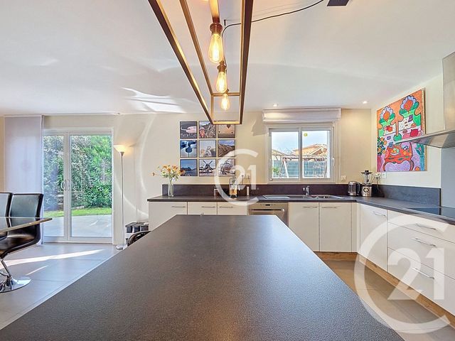 Maison à vendre - 6 pièces - 135,67 m2 - Paradou - 13 - PROVENCE-ALPES-COTE-D-AZUR