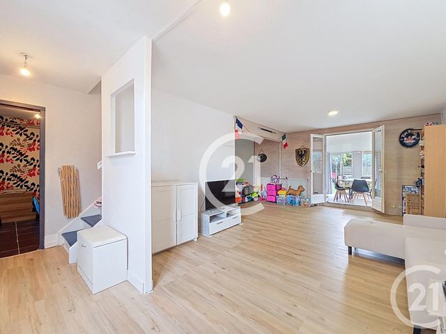 Maison à vendre - 6 pièces - 129,05 m2 - St Martin De Crau - 13 - PROVENCE-ALPES-COTE-D-AZUR