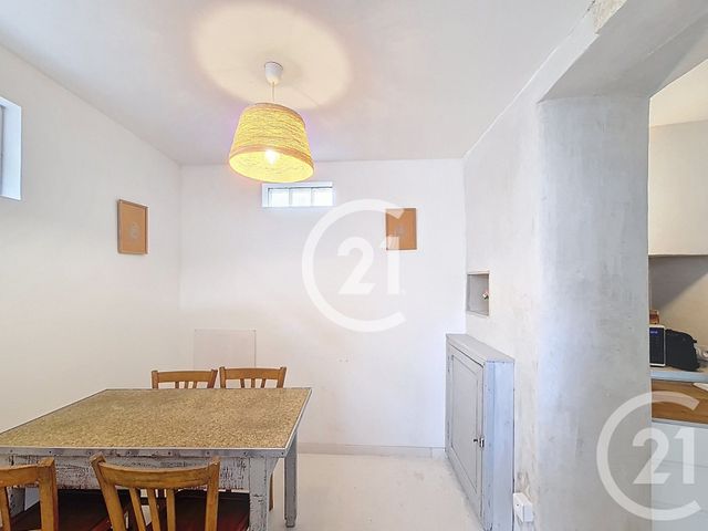 Appartement T3 à vendre - 3 pièces - 56 m2 - St Remy De Provence - 13 - PROVENCE-ALPES-COTE-D-AZUR