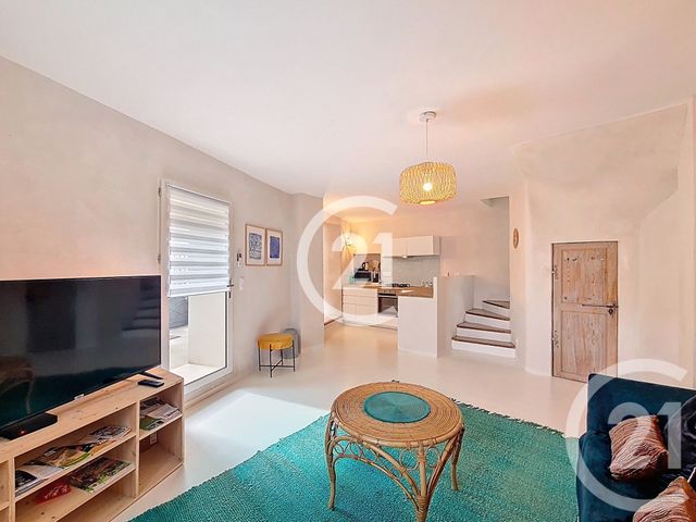 Appartement T3 à vendre - 3 pièces - 56 m2 - St Remy De Provence - 13 - PROVENCE-ALPES-COTE-D-AZUR