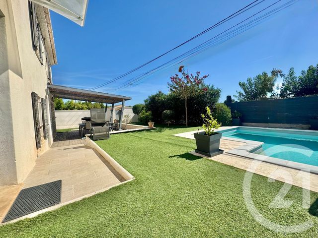 Maison à vendre - 5 pièces - 143,53 m2 - St Martin De Crau - 13 - PROVENCE-ALPES-COTE-D-AZUR