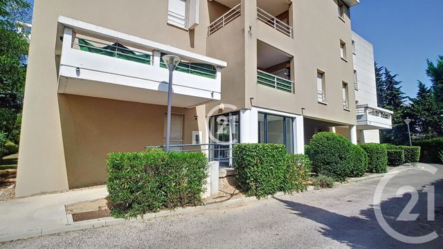 Appartement T3 à louer - 3 pièces - 63,60 m2 - Arles - 13 - PROVENCE-ALPES-COTE-D-AZUR