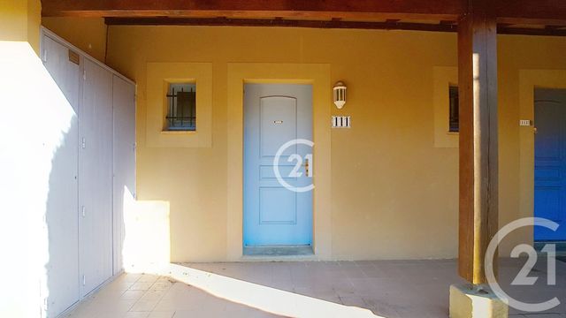 Appartement Duplex &agrave; louer - 2 pi&egrave;ces - 26,10 m2 - Mouries - 13 - PROVENCE-ALPES-COTE-D-AZUR