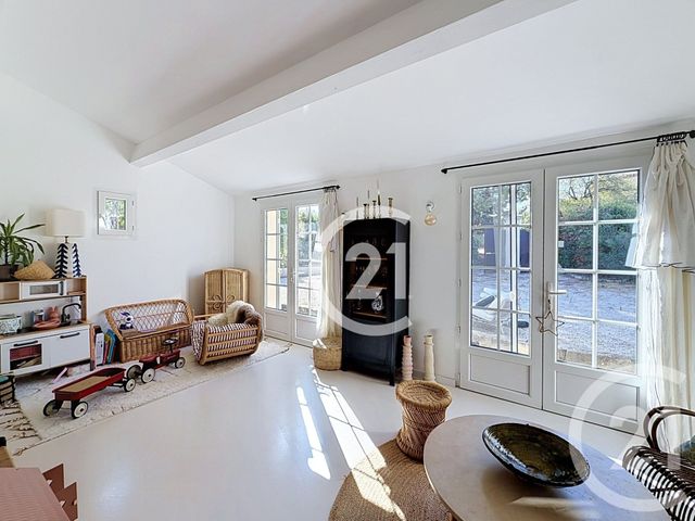 Maison &agrave; vendre - 5 pi&egrave;ces - 162,64 m2 - Fontvieille - 13 - PROVENCE-ALPES-COTE-D-AZUR