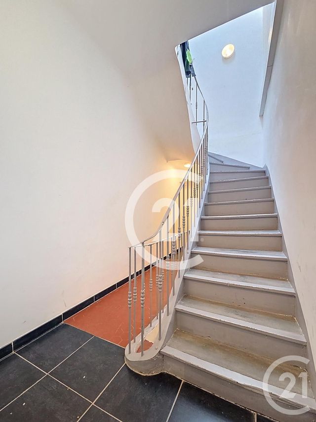 Appartement T2 &agrave; louer - 2 pi&egrave;ces - 48,17 m2 - Arles - 13 - PROVENCE-ALPES-COTE-D-AZUR