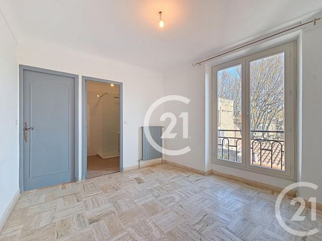 Appartement T2 &agrave; louer - 2 pi&egrave;ces - 50,64 m2 - Arles - 13 - PROVENCE-ALPES-COTE-D-AZUR