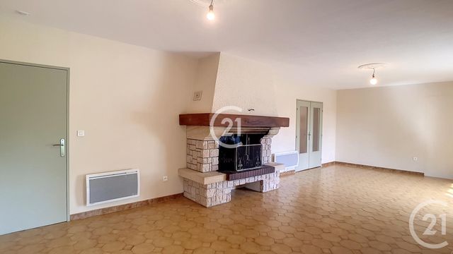 Maison &agrave; louer - 5 pi&egrave;ces - 140,52 m2 - St Martin De Crau - 13 - PROVENCE-ALPES-COTE-D-AZUR