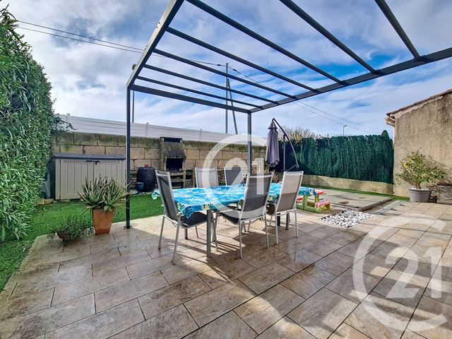 Maison &agrave; vendre - 5 pi&egrave;ces - 101,40 m2 - Arles - 13 - PROVENCE-ALPES-COTE-D-AZUR