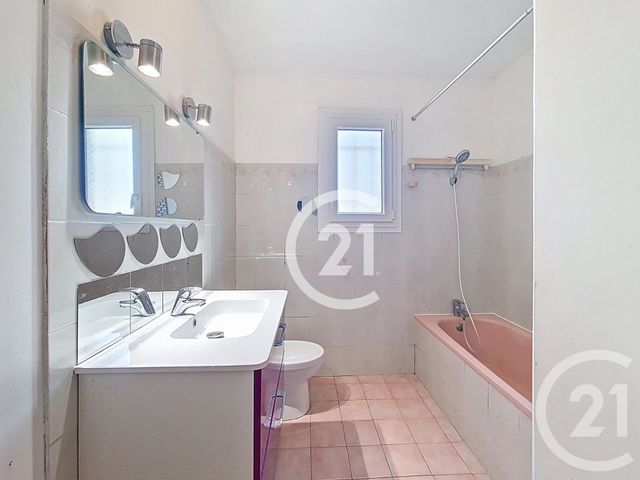 Maison &agrave; vendre - 5 pi&egrave;ces - 101,40 m2 - Arles - 13 - PROVENCE-ALPES-COTE-D-AZUR