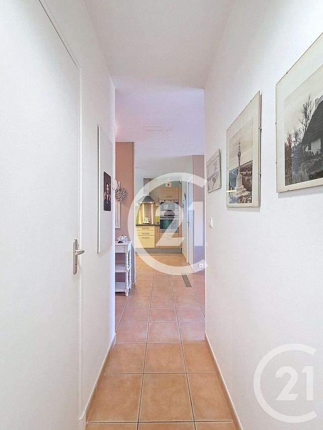 Appartement T3 &agrave; vendre - 3 pi&egrave;ces - 76,65 m2 - St Martin De Crau - 13 - PROVENCE-ALPES-COTE-D-AZUR