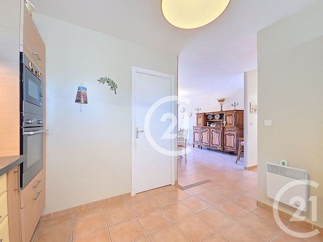 Appartement T3 &agrave; vendre - 3 pi&egrave;ces - 76,65 m2 - St Martin De Crau - 13 - PROVENCE-ALPES-COTE-D-AZUR