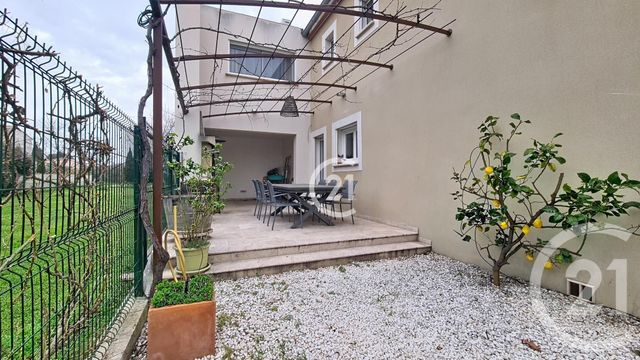Maison &agrave; vendre - 4 pi&egrave;ces - 98 m2 - St Gilles - 30 - LANGUEDOC-ROUSSILLON
