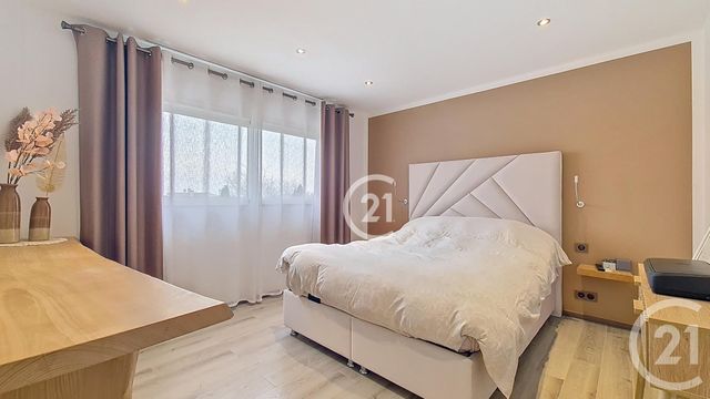 Maison &agrave; vendre - 4 pi&egrave;ces - 98 m2 - St Gilles - 30 - LANGUEDOC-ROUSSILLON