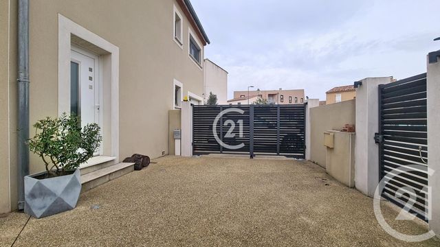 Maison &agrave; vendre - 4 pi&egrave;ces - 98 m2 - St Gilles - 30 - LANGUEDOC-ROUSSILLON