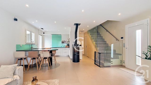 Maison &agrave; vendre - 4 pi&egrave;ces - 98 m2 - St Gilles - 30 - LANGUEDOC-ROUSSILLON