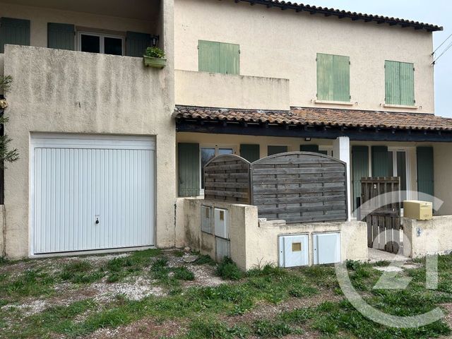 Appartement T3 &agrave; louer - 3 pi&egrave;ces - 68,98 m2 - Arles - 13 - PROVENCE-ALPES-COTE-D-AZUR