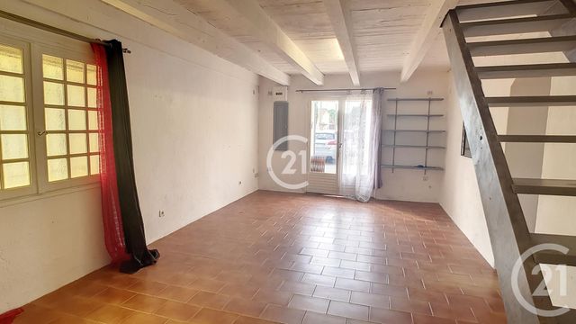 Maison &agrave; louer - 3 pi&egrave;ces - 64,53 m2 - Mas Thibert - 13 - PROVENCE-ALPES-COTE-D-AZUR