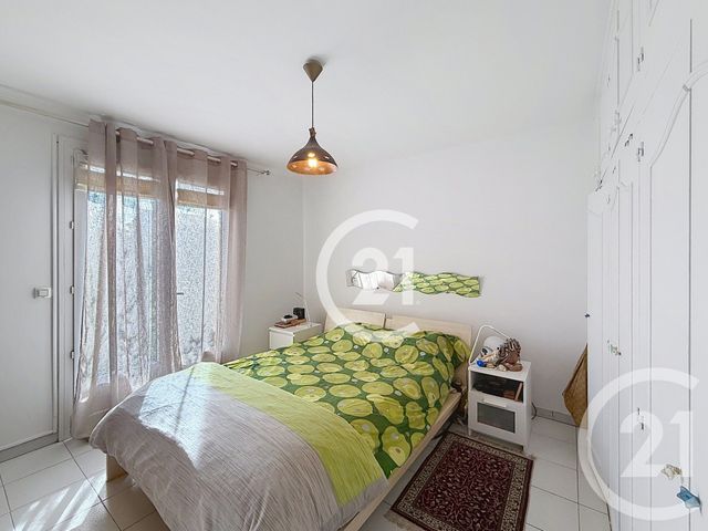 Maison &agrave; vendre - 5 pi&egrave;ces - 126 m2 - St Martin De Crau - 13 - PROVENCE-ALPES-COTE-D-AZUR