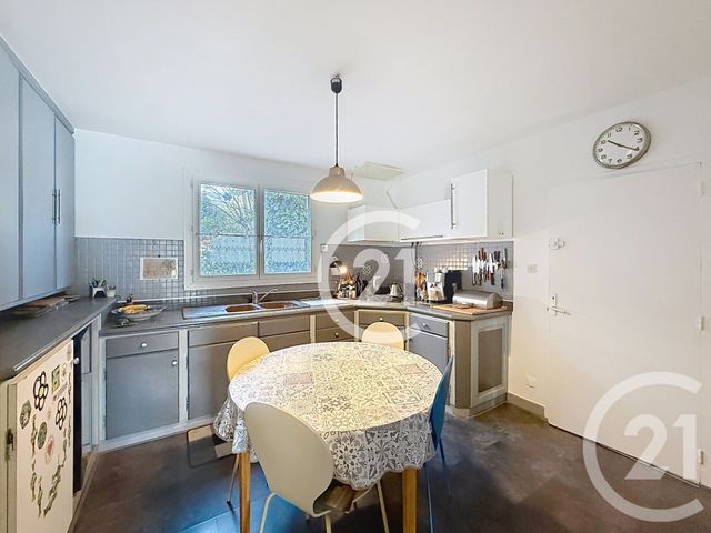 Maison &agrave; vendre - 5 pi&egrave;ces - 126 m2 - St Martin De Crau - 13 - PROVENCE-ALPES-COTE-D-AZUR