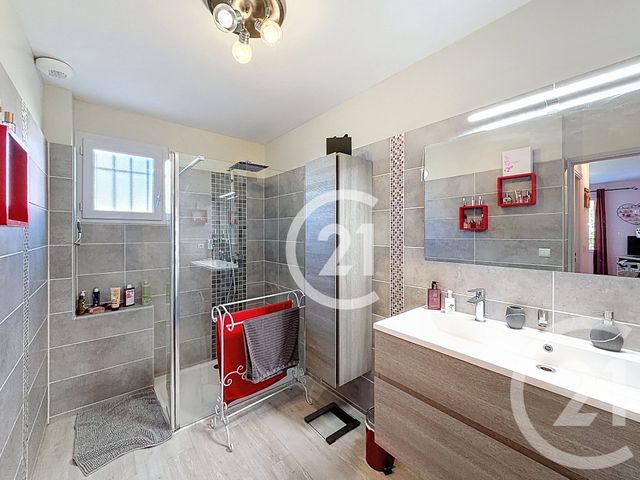 Maison &agrave; vendre - 6 pi&egrave;ces - 159,37 m2 - St Martin De Crau - 13 - PROVENCE-ALPES-COTE-D-AZUR