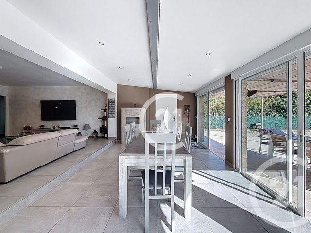 Maison &agrave; vendre - 4 pi&egrave;ces - 131,27 m2 - St Martin De Crau - 13 - PROVENCE-ALPES-COTE-D-AZUR